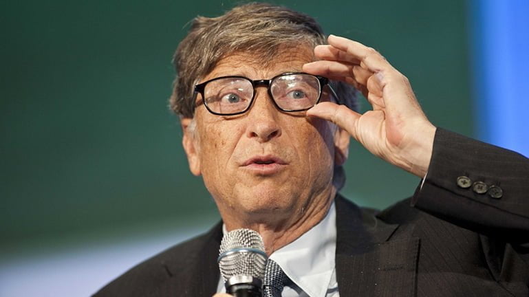 Bill Gates öğrencilere üç kariyer rotası tavsiye etti