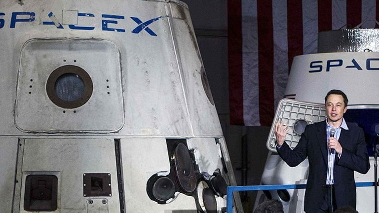 Elon Musk şehirler arası uzay gemisi yapıyor