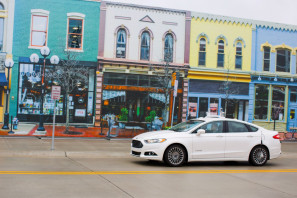 ford-self-driving-mcity-2015-11-13-03[1]