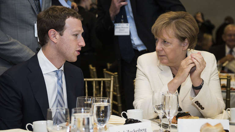 Zuckerberg Facebook’u kurduğuna pişman mı?