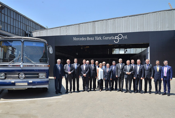 Mercedes-Benz Türk, 50. yıldönümünü kutladı
