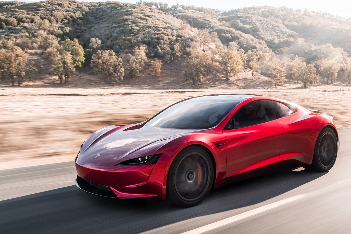 Elon Musk Mars'a Tesla Roadster gönderiyor