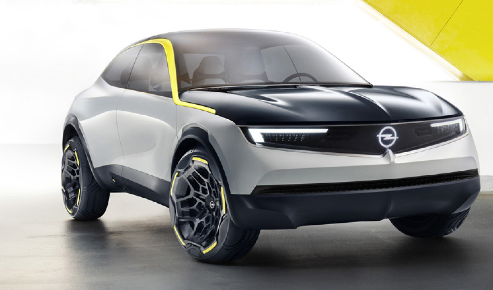 Opel yeni elektrikli konseptini tanıttı