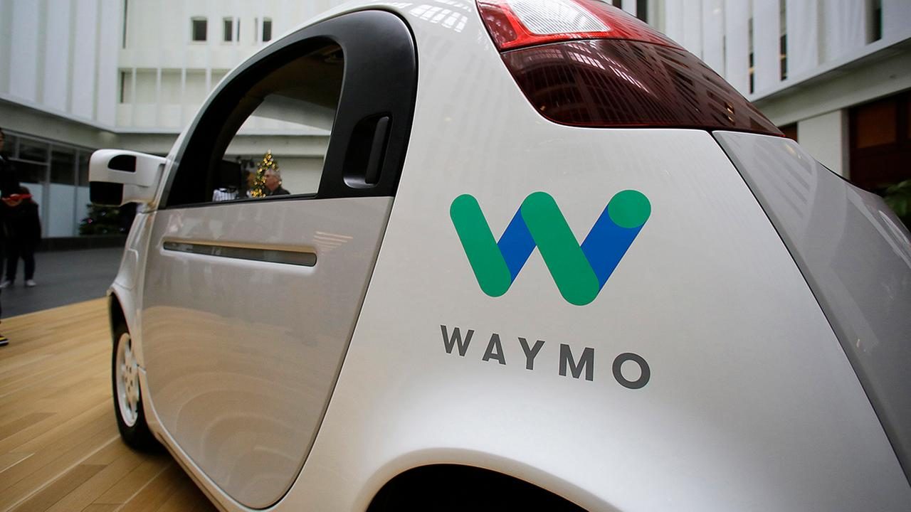 Waymo İngiltere'de şirket satın aldı