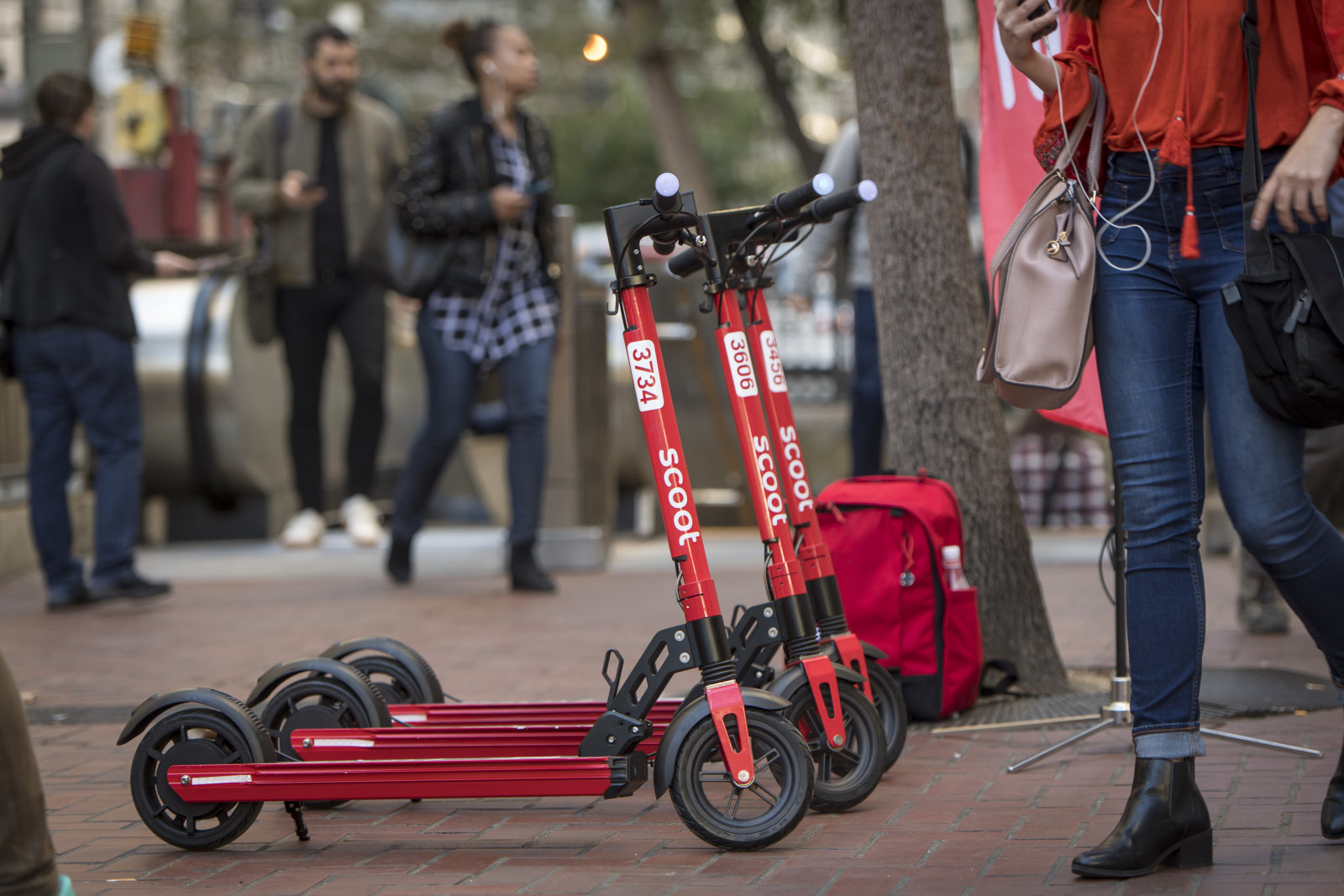 Elektrikli scooter'lara salgın hastalık muamelesi