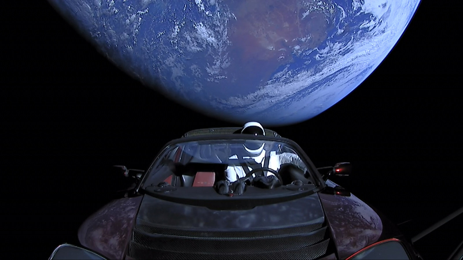 Tesla'nın uzay arabası Mars'ı resmen ıskaladı
