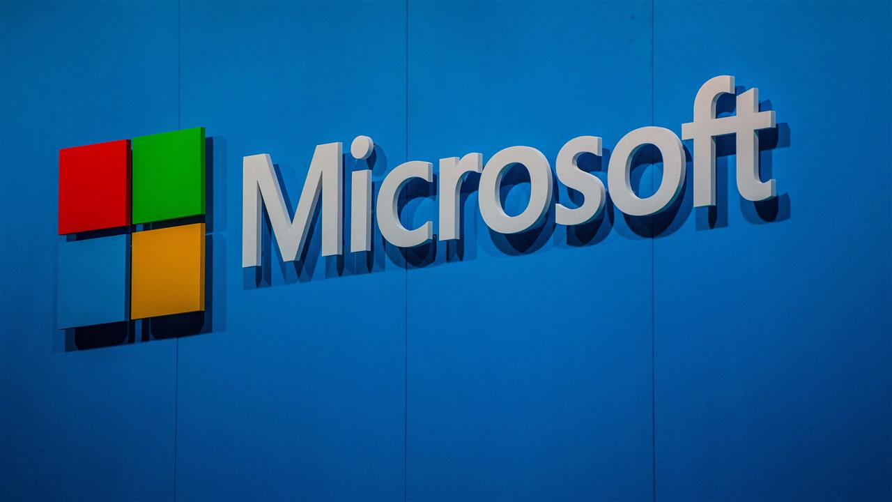 Microsoft'un yıl sonu Surface satışları patladı