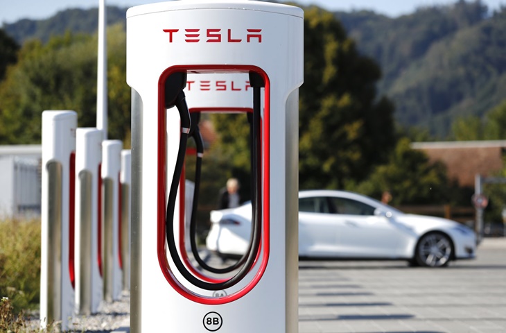 Tesla Supercharger için yeni planlama yapıyor!