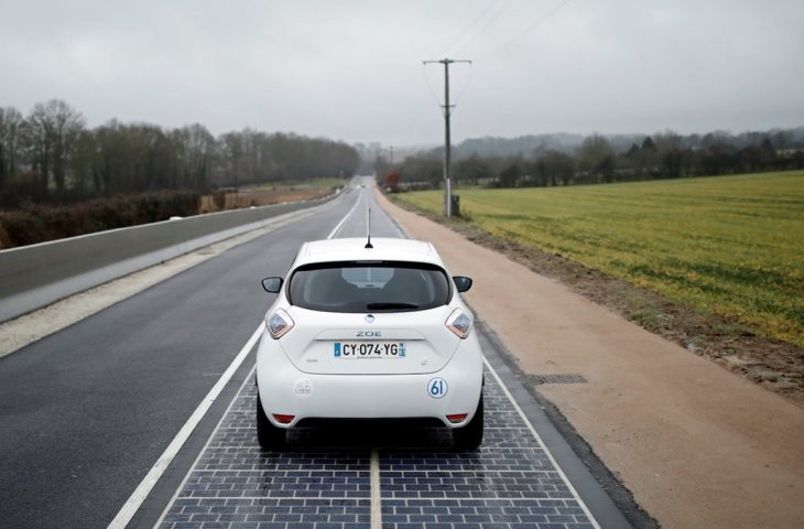 Güneş enerjili yol