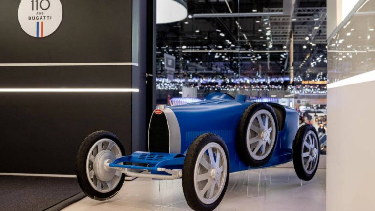 Bugatti elektrikli çocuk arabası