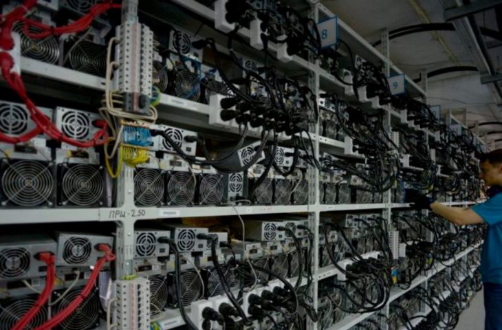 Bitcoin madencilik çiftliği
