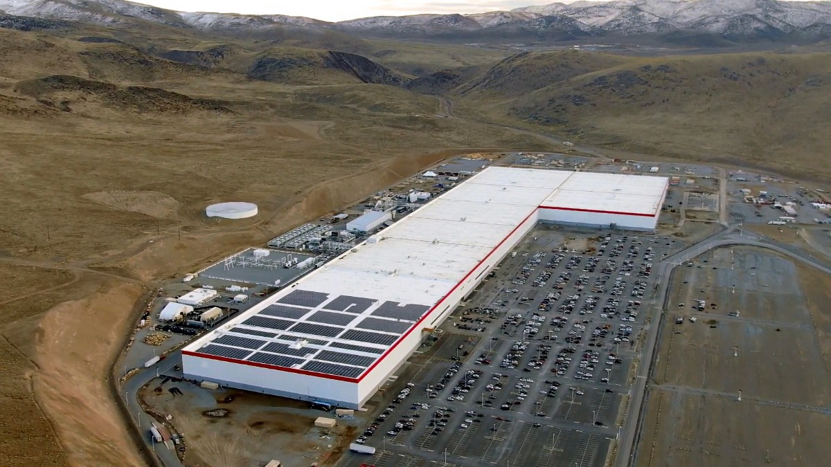 Yeni Tesla Gigafactory
