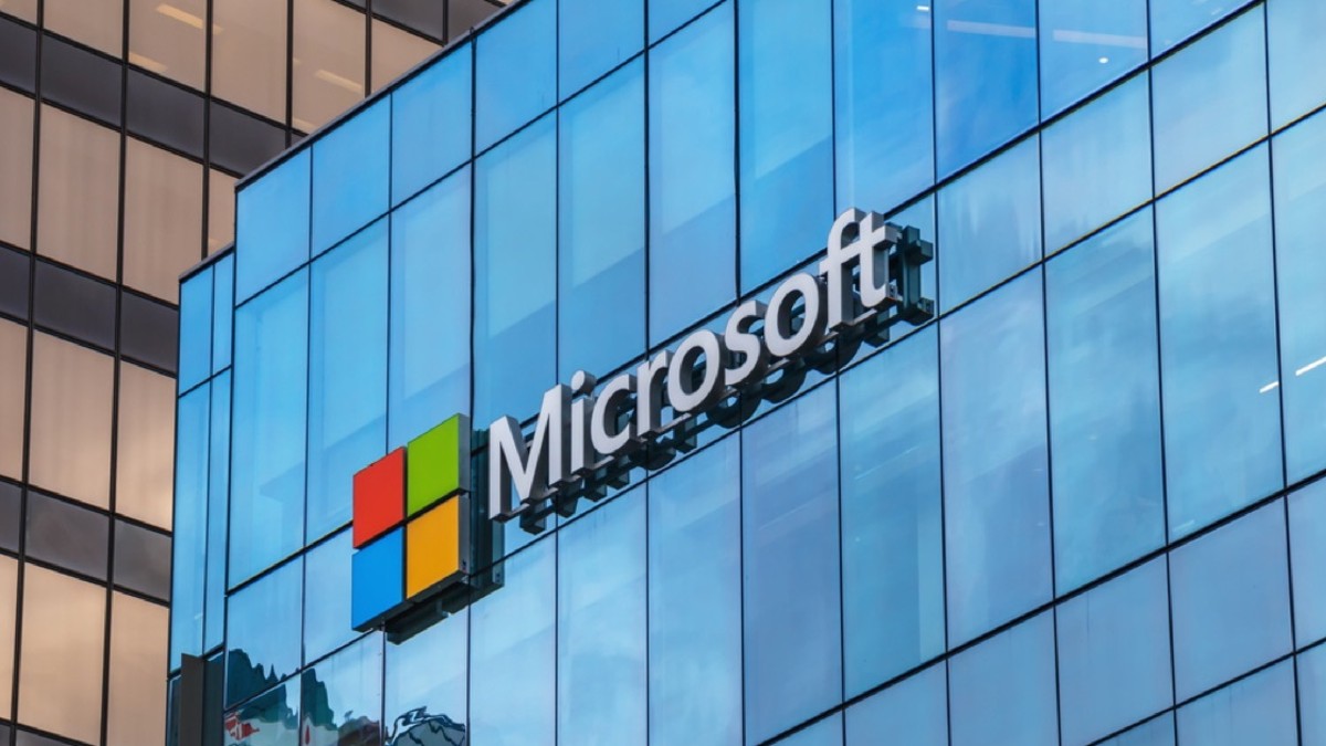 Microsoft Ruben Caballero’yu transfer etti