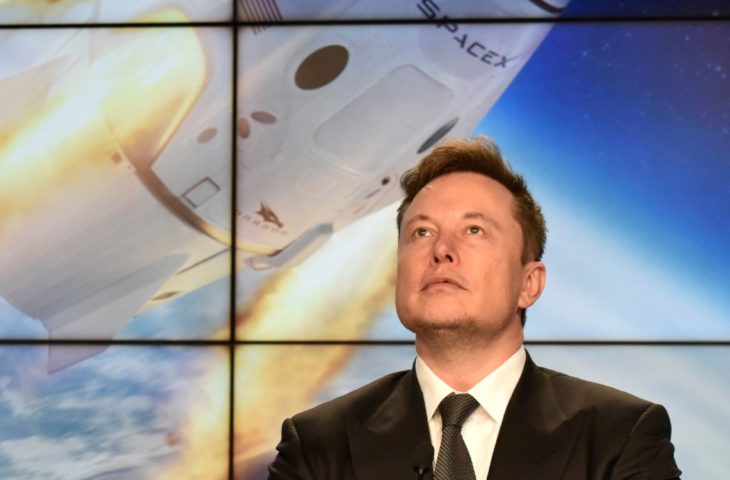 SpaceX Zoom