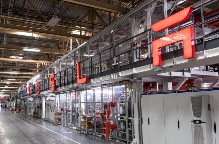 Tesla çalışanları