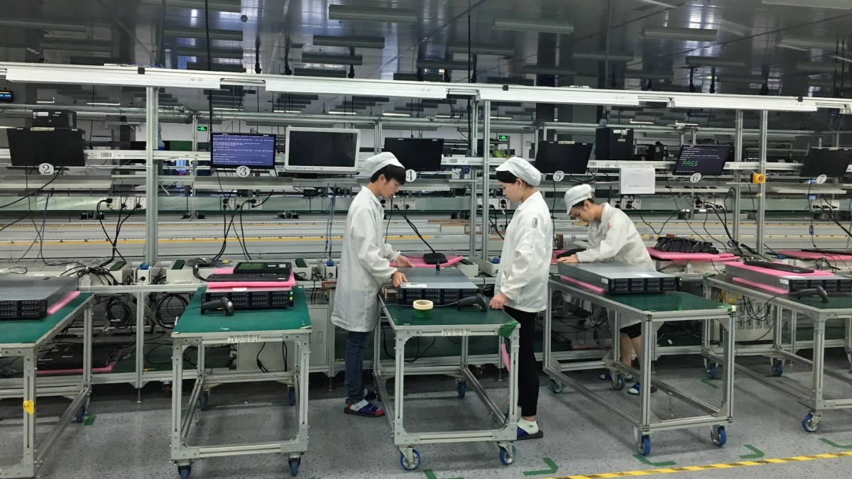 Foxconn geliri düştü!
