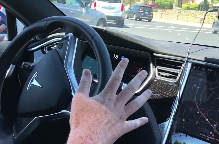 Tesla otopilot