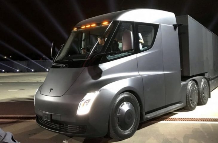 Tesla Semi üretimi