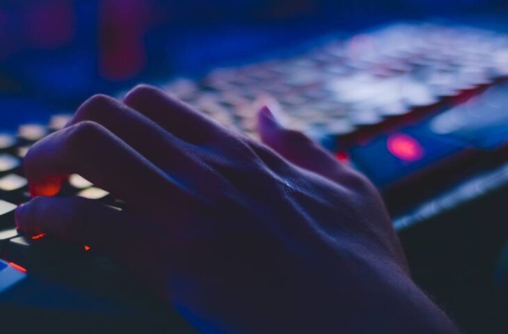 Apple çalışanlarının kişisel bilgileri