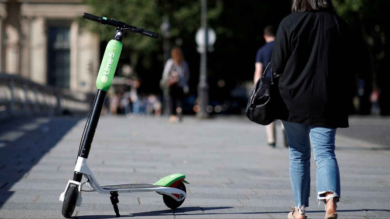 Elektrikli scooter kiralama şirketi 