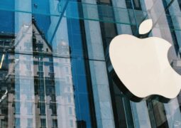 Apple tasarım hatası nedeniyle 97.5 milyon dolar ödeyecek