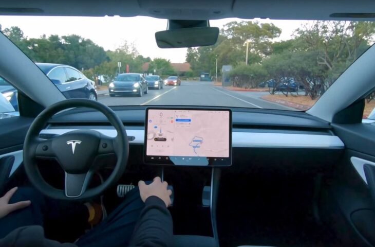 Tesla tam otonom sürüş