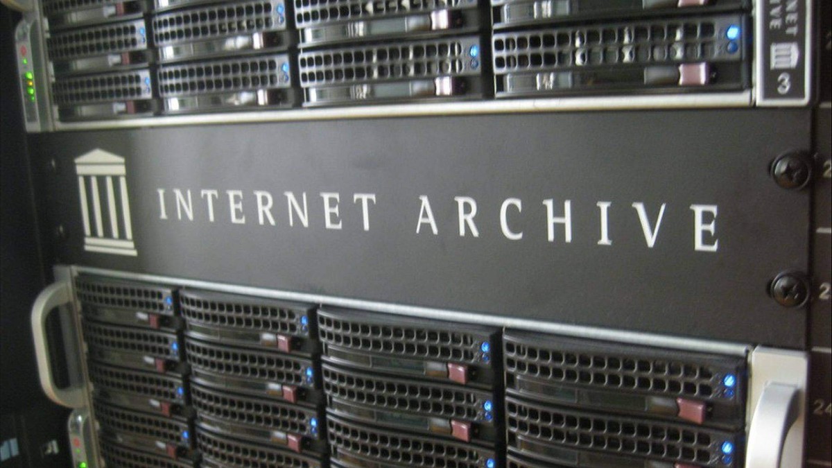 Internet Archive sayfa bilgilendirmeleri