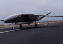 dünyanın en büyük otonom dronu