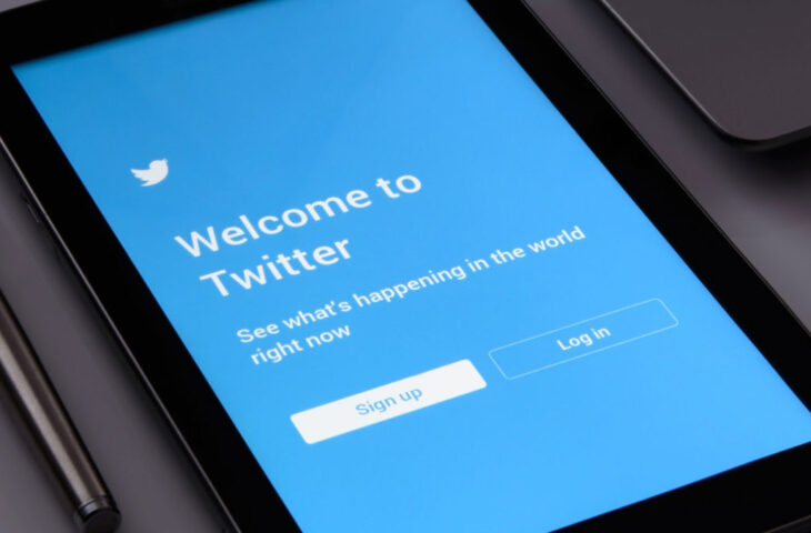 Twitter Revue