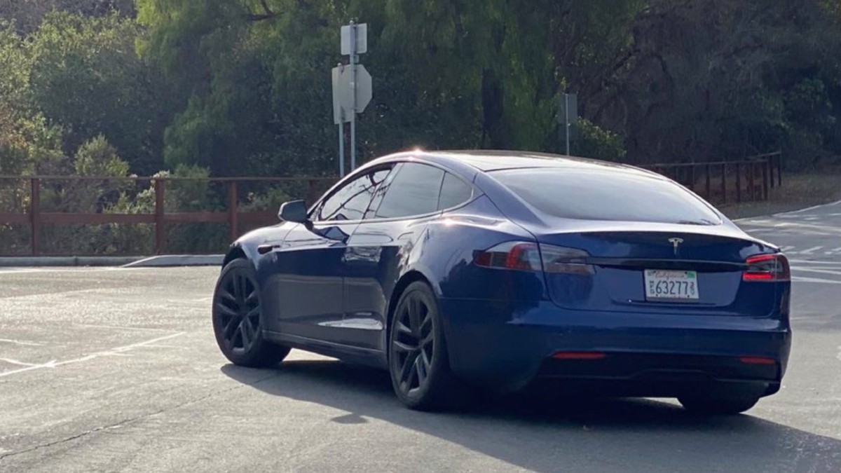 Yeni Tesla Model S