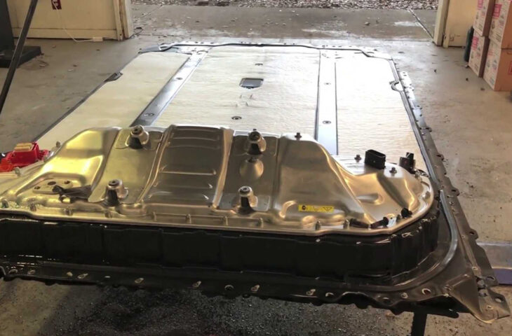 Tesla pil değişim tesisleri