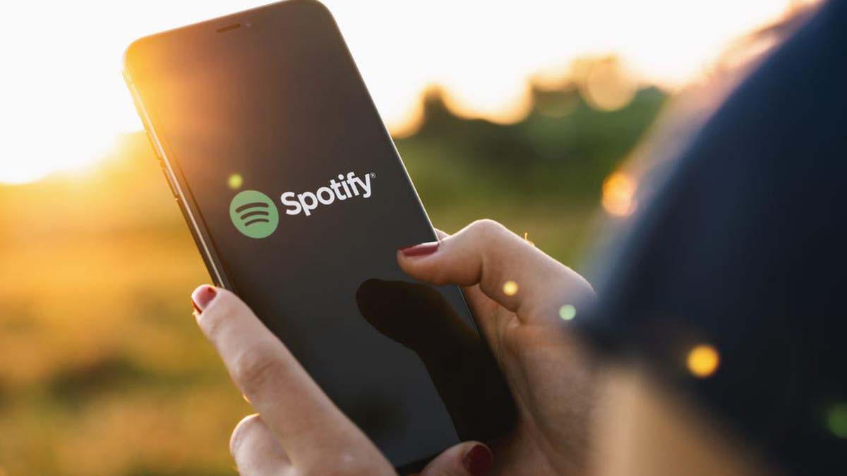 Spotify podcast stratejisini değiştiriyor