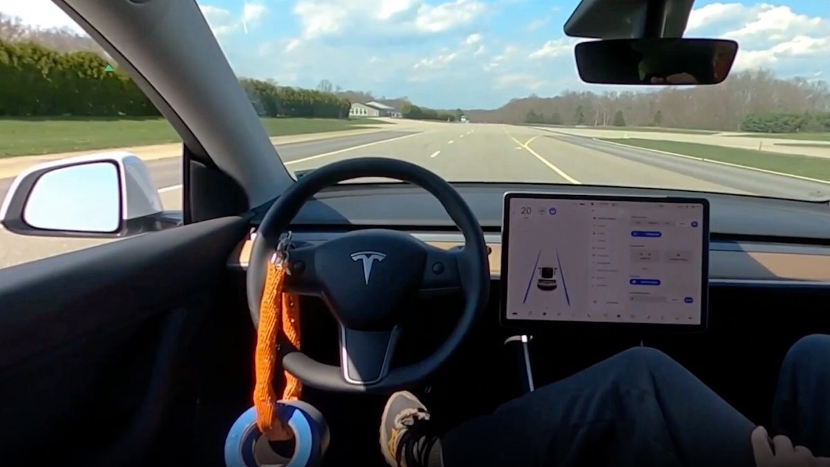 Tesla otopilot modu