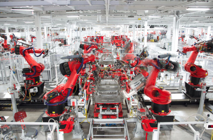 Tesla üretim