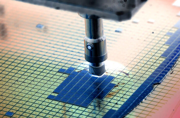 Intel çip fabrikası