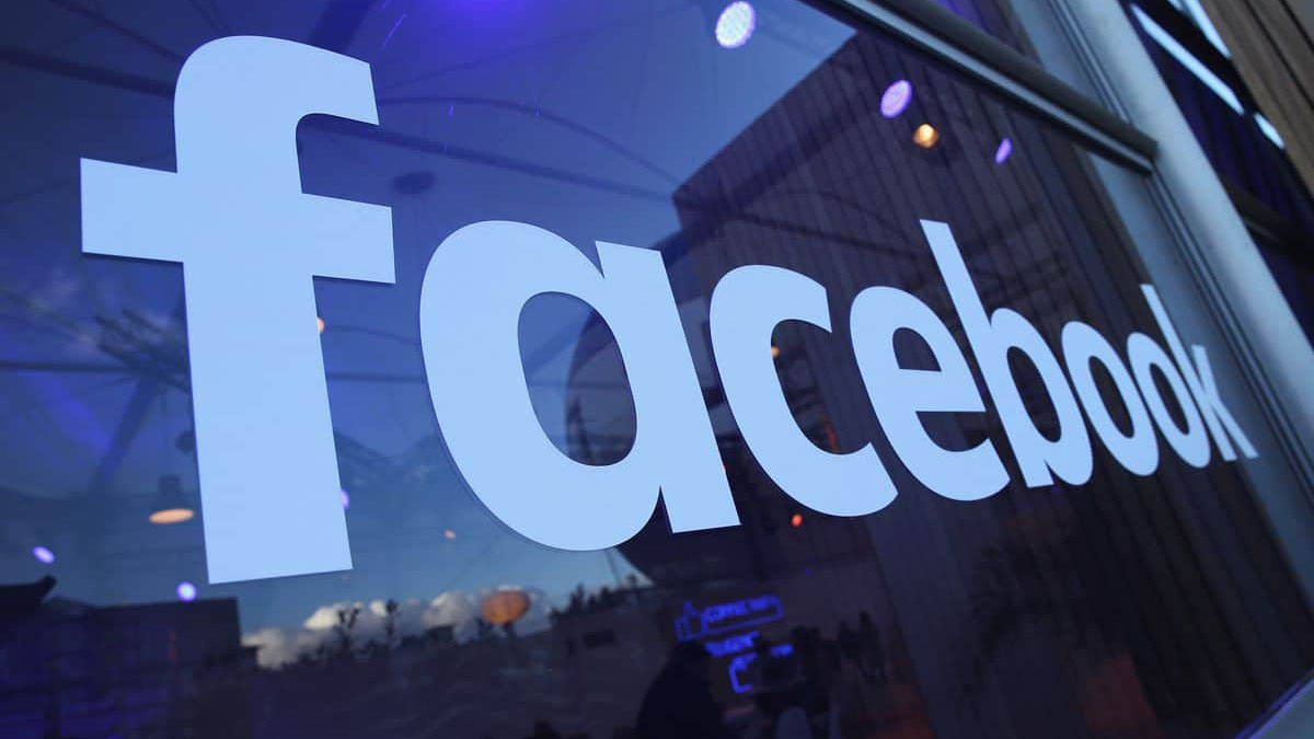 Facebook'un uzaktan çalışma modeli için İrlan'da endişeli