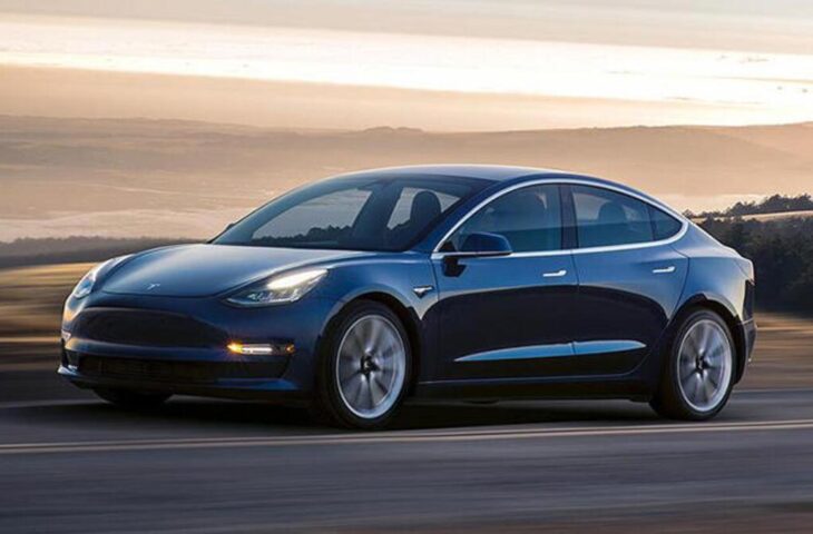 Tesla yazılım abonelik