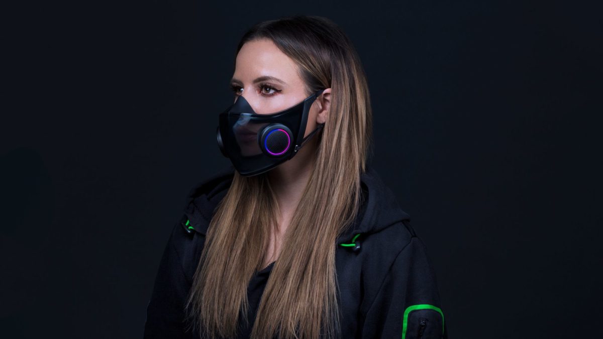 razerin-akilli-rgb-yuz-maskesi-satista