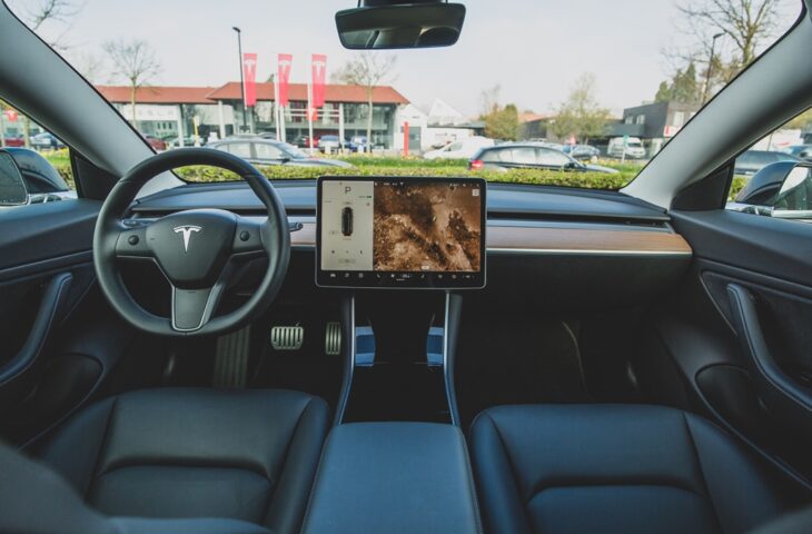 Tesla geri çağırma