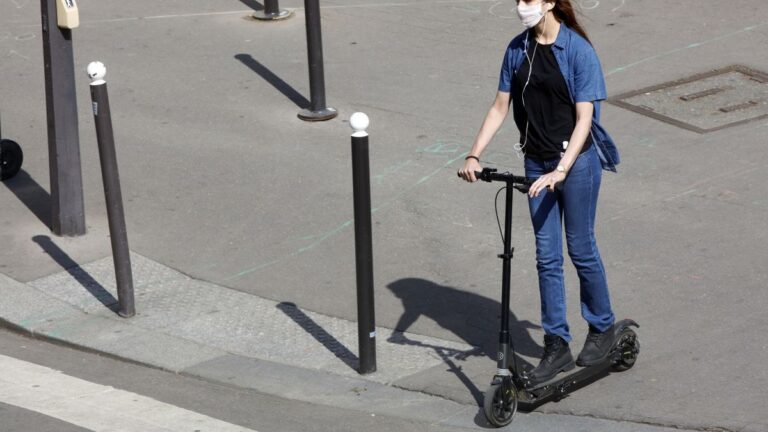 Paris scooter