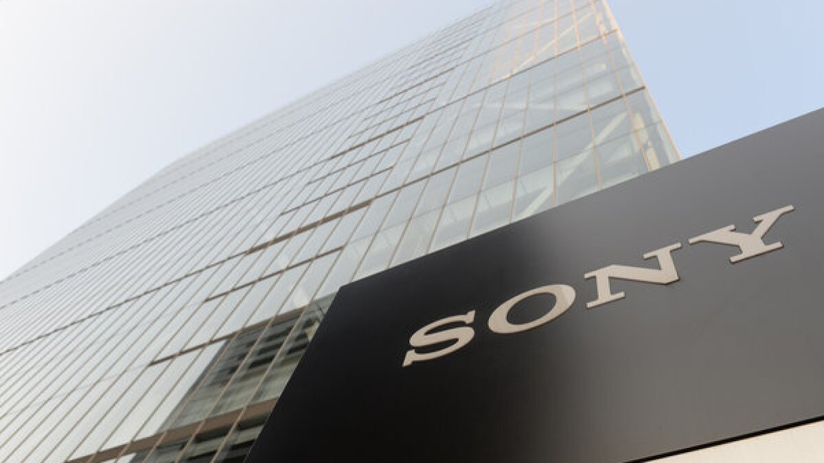 Sony PlayStation 5 hedefini düşürdü