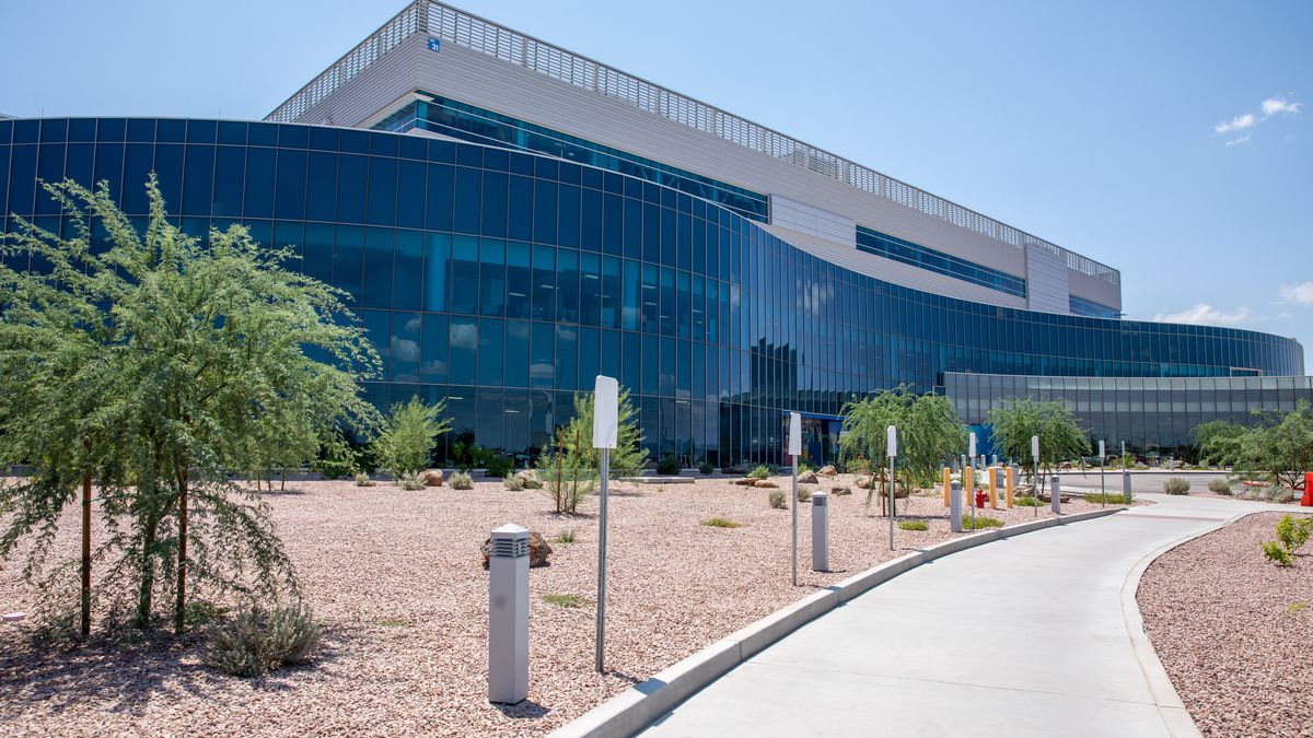 Intel dünyanın en büyük çip fabrikası