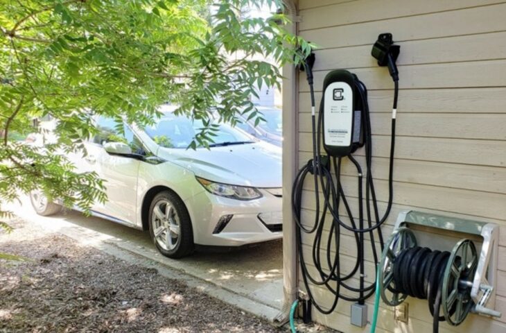 Evlerde elektrikli araç şarjı