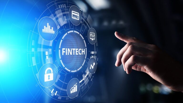 Payten Türkiye, fintek ve e-para kuruluşlarının tüm ihtiyaçlarını kapsayan “Payten Fintech Suite” çözümünü duyurdu. Adeta geleceğin “Süper App”i denilebilecek bu çözüm ile fintekleşmek isteyen bankalar ve mevcut hizmet portföyünü geliştirmek isteyen hâlihazırdaki fintek sağlayıcılarına tüm ihtiyaçların bir arada olduğu uçtan uca güvenli ve çok kanallı bir fintek ekosistemi sunuluyor.