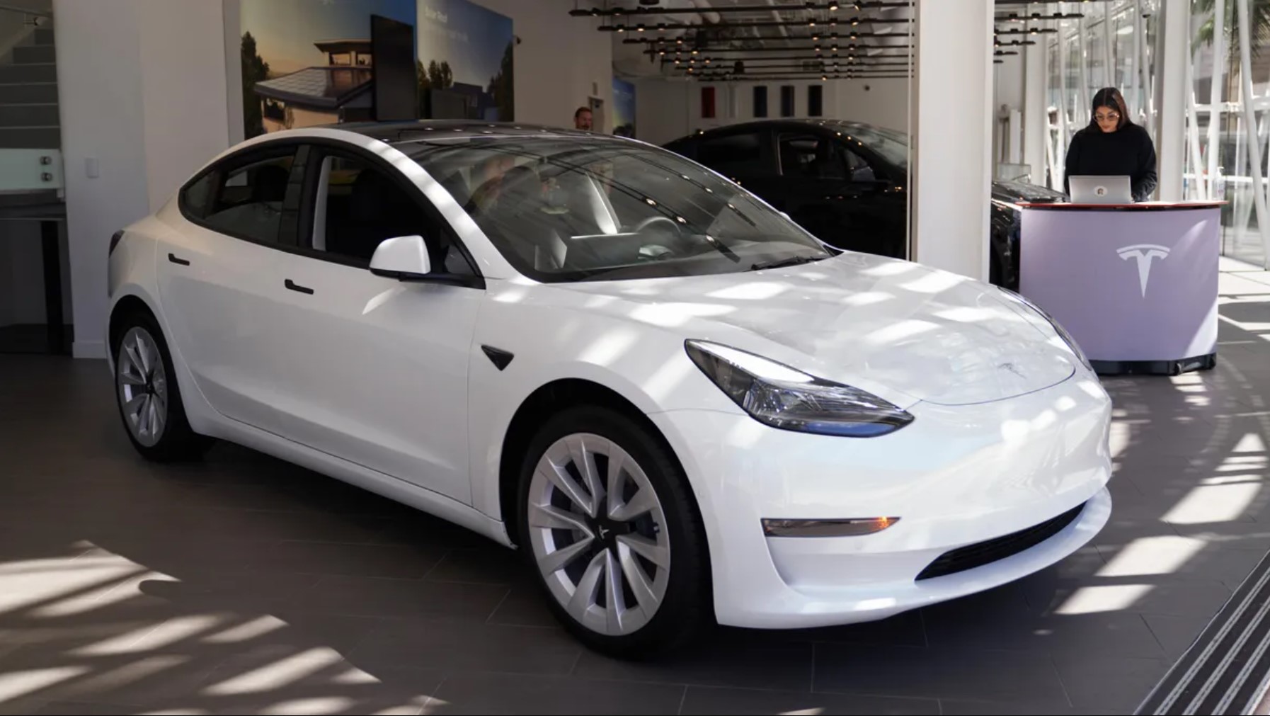 Hackathon’da Tesla araçlarının güvenlik açığı tespit edildi