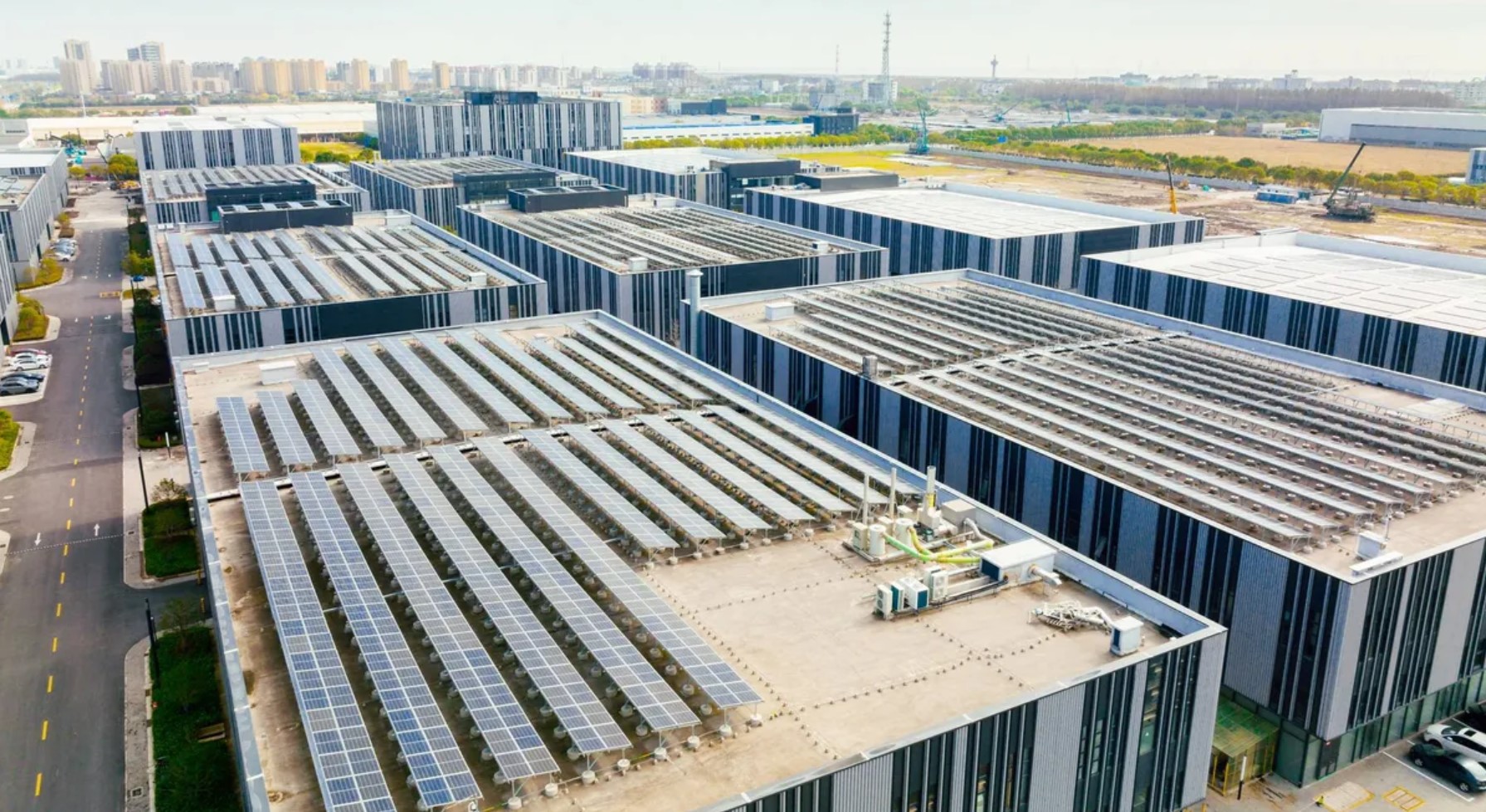 Lastik fabrikası dünyanın en büyük çatı güneş enerjisini kuracak