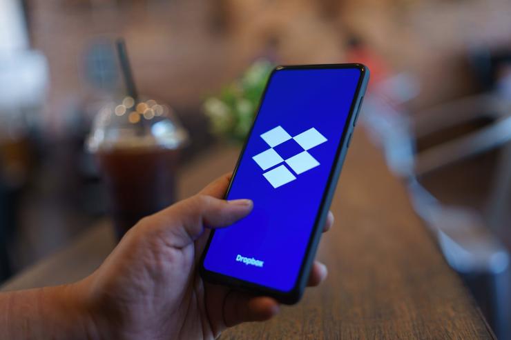 Dropbox işten çıkarma kararını açıkladı