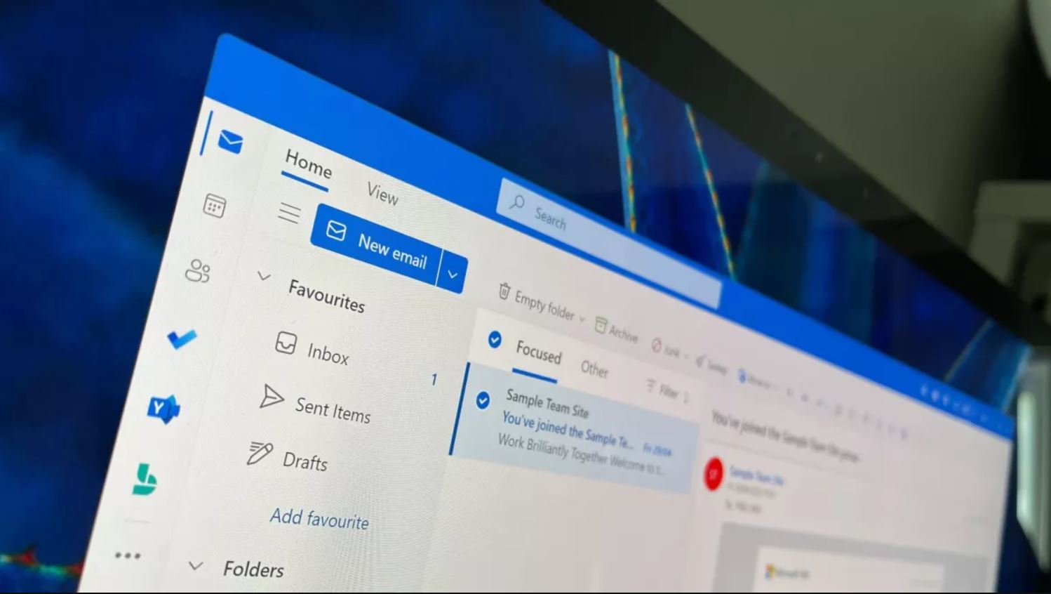 Outlook Gmail desteği sunacak