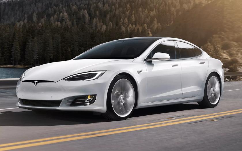 Tesla, müşterilerine bir kerelik Tam Kendi Kendine Sürüş transferi sunuyor