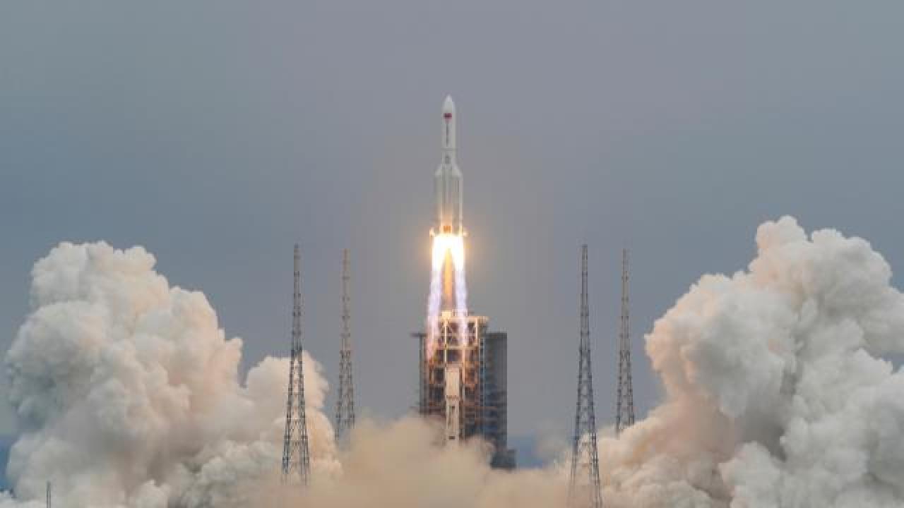 NASA’nın dev roket projesi iptal mi oluyor?